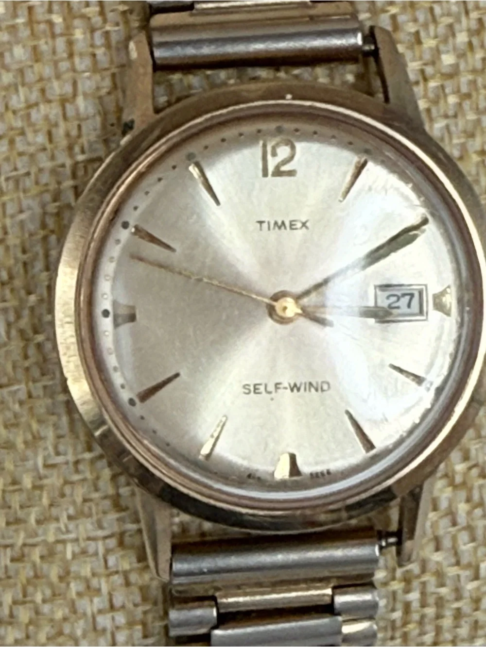 vintage Timex self-wind watch,1960s date complication Mechcanical retro dapper